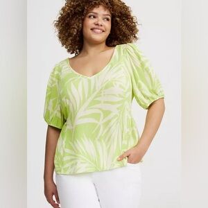 NWT Torrid crinkle gauze tie back puff sleeve top